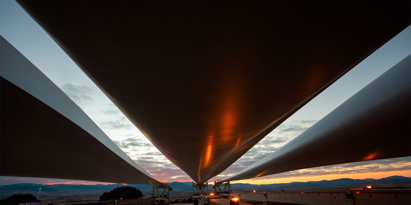 Image of windmill blade.