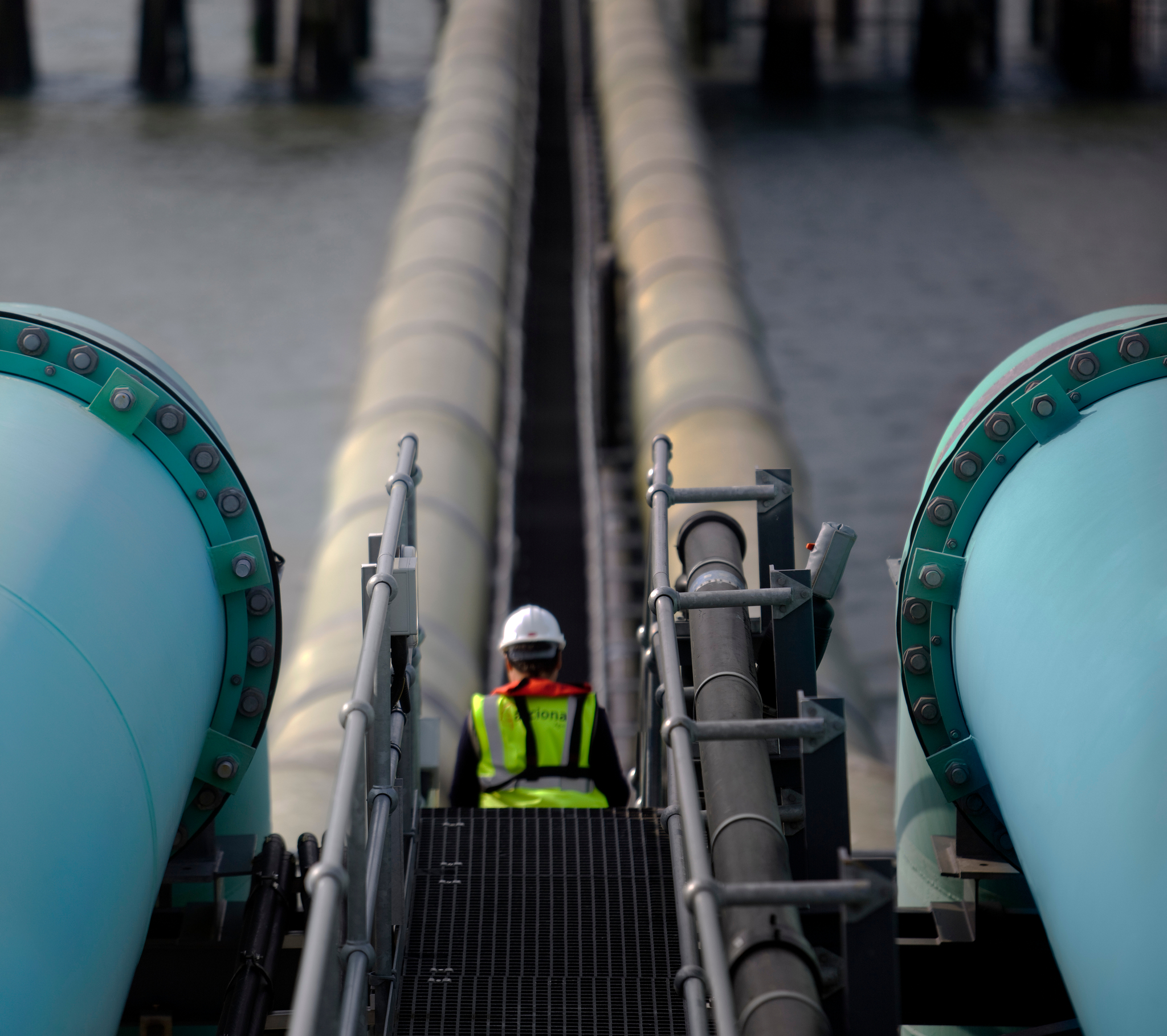 Image of Acciona worker